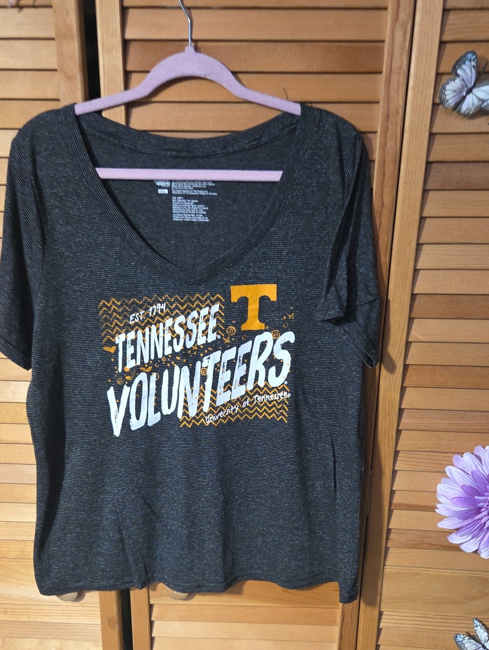 Tennessee Volunteers Dark Gray V-Neck T-Shirt